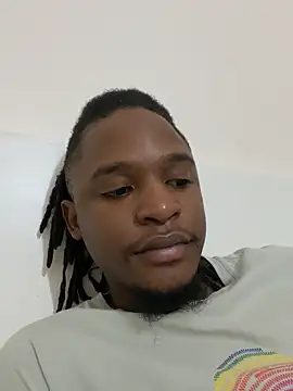 Snapshot of finefinance chatting on November 2025 05:35:01 PM finefinance online show from November 2025 05:35:01 PM