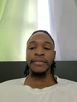 Snapshot of finefinance chatting on March 2026 05:24:01 AM finefinance online show from March 2026 05:24:01 AM