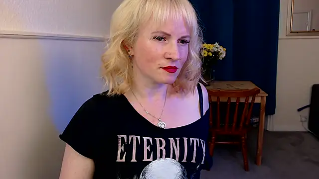 Scotty Hottie online show from May 2026 10:21:02 PM