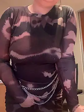 Sylvie 2021 online show from January 2025 08:41:01 AM