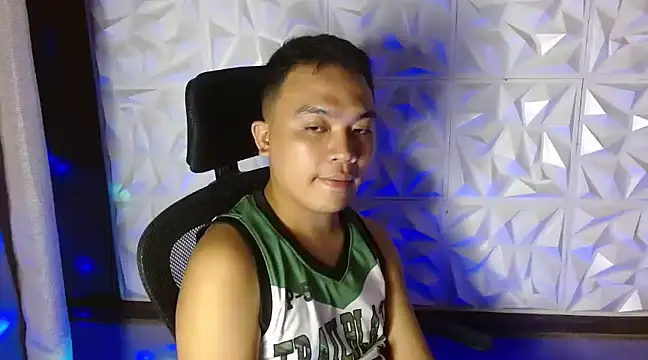 Snapshot of xsweetasian69x chatting on March 2025 06:29:01 PM xsweetasian69x online show from March 2025 06:29:01 PM