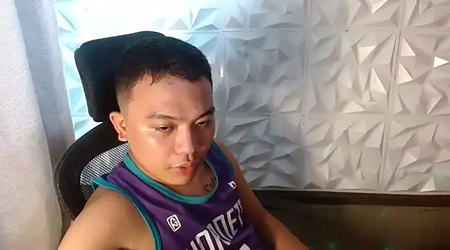 Snapshot of xsweetasian69x chatting on March 2025 07:15:01 AM xsweetasian69x online show from March 2025 07:15:01 AM