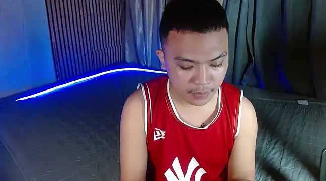 Snapshot of xsweetasian69x chatting on January 2025 05:37:02 PM xsweetasian69x online show from January 2025 05:37:02 PM