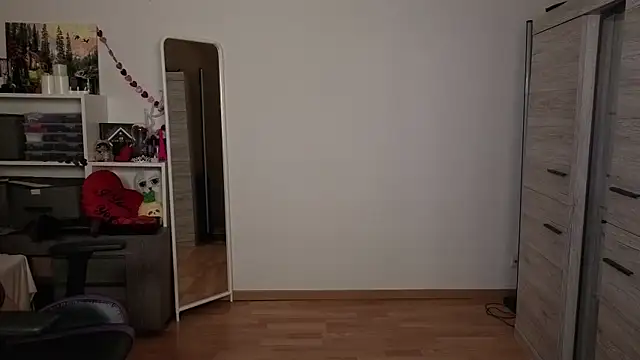 TinniAngel online show from February 2026 07:01:02 PM