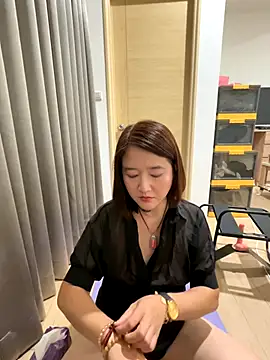 Tw Angellovers online show from November 2025 03:38:02 PM