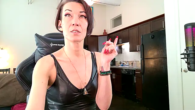 EveEnigma online show from March 2025 06:26:02 PM