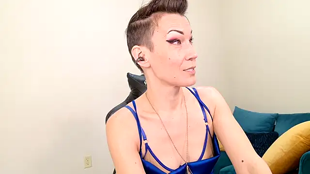 EveEnigma online show from February 2025 01:54:02 PM