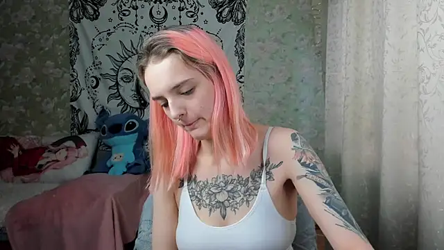 Snapshot of Cutie_Adelia chatting on February 2025 11:16:02 AM Cutie Adelia online show from February 2025 11:16:02 AM