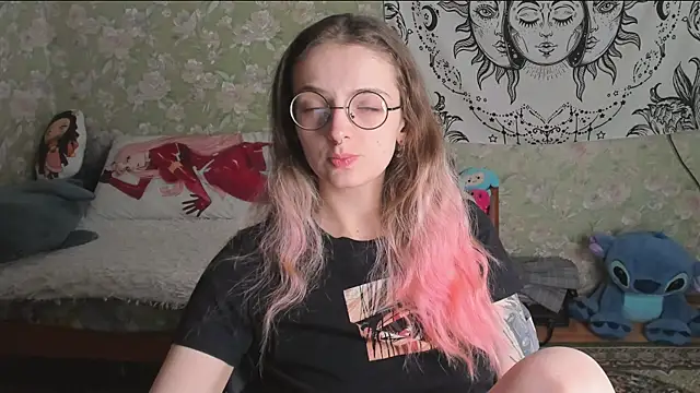 Cutie Adelia online show from May 2026 06:06:02 AM