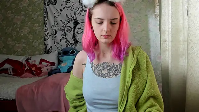 Snapshot of Cutie_Adelia chatting on March 2025 08:19:01 AM Cutie Adelia online show from March 2025 08:19:01 AM