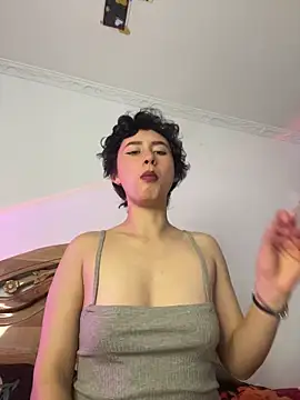 bellaa-w online show from October 2025 01:10:02 PM