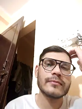 alex78265 online show from October 2025 05:36:02 PM