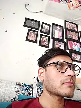 Snapshot of alex78265 chatting on November 2025 11:36:02 AM alex78265 online show from November 2025 11:36:02 AM