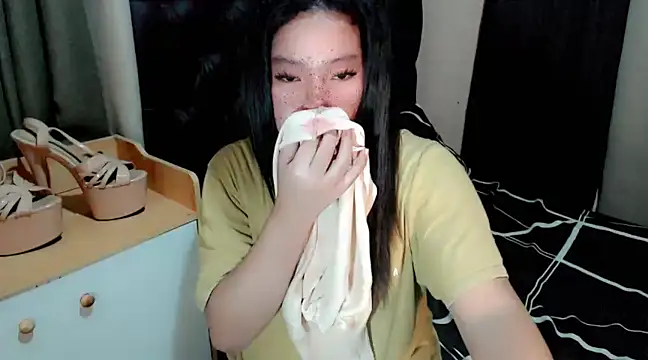 Snapshot of UrFuckingSweet_Angelxxx chatting on February 2025 04:47:02 PM UrFuckingSweet Angelxxx online show from February 2025 04:47:02 PM