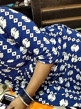 Snapshot of Diya_143 chatting on May 2026 07:28:02 PM Diya 143 online show from May 2026 07:28:02 PM
