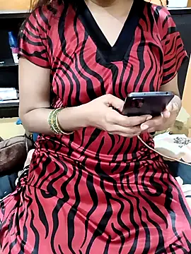 Diya 143 online show from November 2025 07:25:01 PM