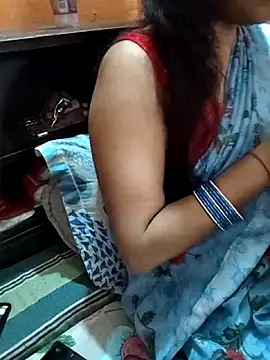 Snapshot of Diya_143 chatting on May 2026 07:34:01 AM Diya 143 online show from May 2026 07:34:01 AM