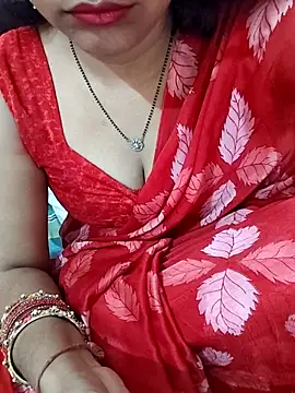 Snapshot of Diya_143 chatting on May 2026 07:07:01 AM Diya 143 online show from May 2026 07:07:01 AM