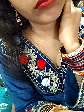 Diya 143 online show from February 2026 07:52:01 AM