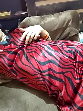 Diya 143 online show from April 2026 07:40:02 PM