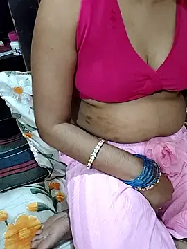 Snapshot of Diya_143 chatting on May 2026 06:02:01 PM Diya 143 online show from May 2026 06:02:01 PM