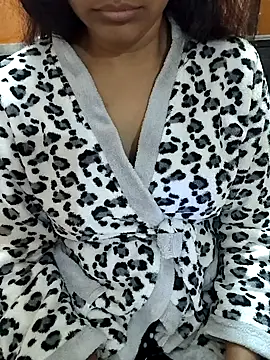 Diya 143 online show from December 2025 06:09:02 PM