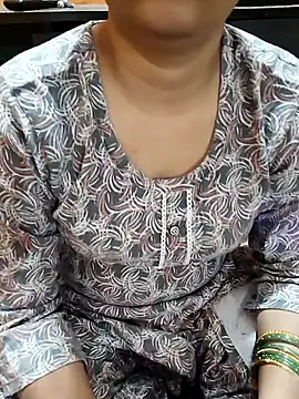 Diya 143 online show from November 2025 05:06:02 PM