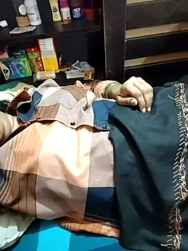 Diya 143 online show from December 2025 06:41:01 PM