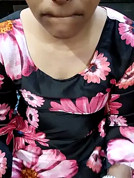 Snapshot of Diya_143 chatting on September 2025 03:06:01 PM Diya 143 online show from September 2025 03:06:01 PM