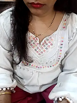 Snapshot of Diya_143 chatting on October 2025 05:31:01 AM Diya 143 online show from October 2025 05:31:01 AM