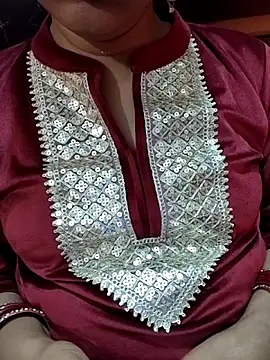 Diya 143 online show from February 2026 07:57:02 PM