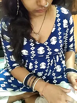 Snapshot of Diya_143 chatting on May 2026 07:22:02 AM Diya 143 online show from May 2026 07:22:02 AM