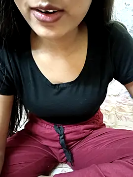 Snapshot of Nupur_69 chatting on March 2025 10:21:02 PM Nupur 69 online show from March 2025 10:21:02 PM