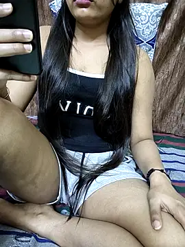 Snapshot of Nupur_69 chatting on April 2026 08:05:01 PM Nupur 69 online show from April 2026 08:05:01 PM