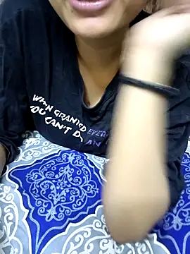 Snapshot of Nupur_69 chatting on May 2026 07:39:02 PM Nupur 69 online show from May 2026 07:39:02 PM