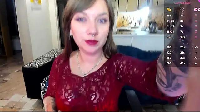 Snapshot of StacyTigerr chatting on November 2025 04:00:02 PM StacyTigerr online show from November 2025 04:00:02 PM