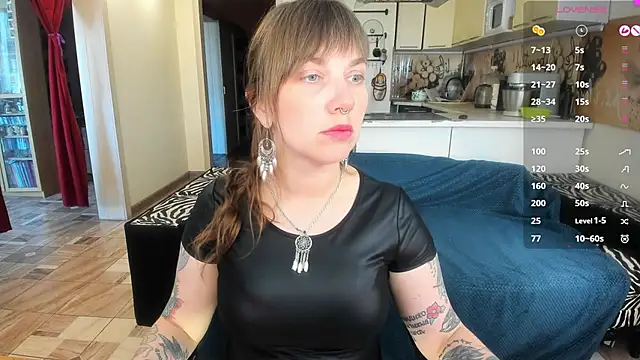 StacyTigerr online show from May 2026 12:20:01 PM
