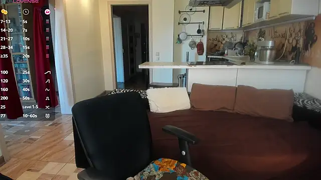 StacyTigerr online show from June 2026 11:33:01 AM