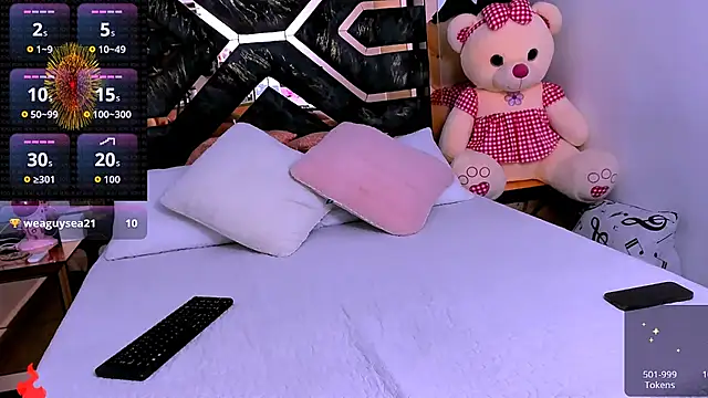 Tania white89 online show from November 2025 06:01:01 PM