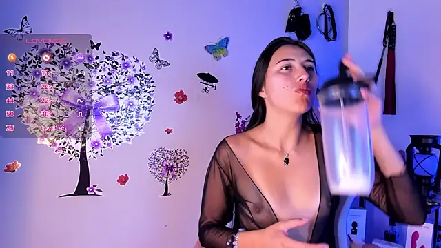 brenda moris01 online show from September 2025 09:38:01 PM