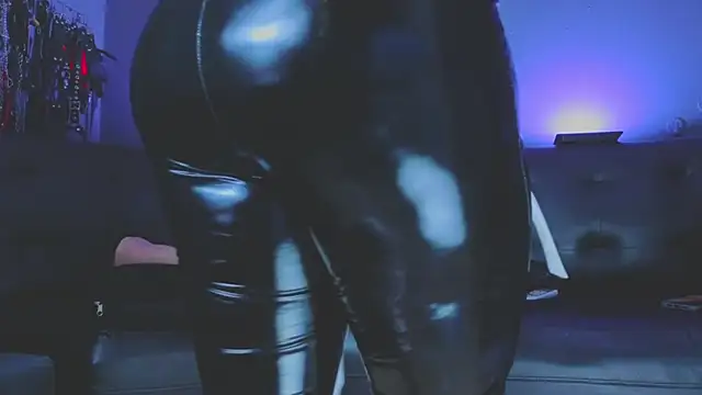 Amberstones online show from December 2025 07:47:02 PM