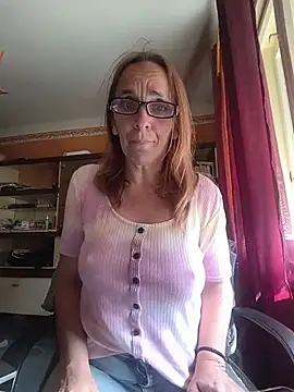 Dettybitch40 online show from May 2026 02:07:01 PM