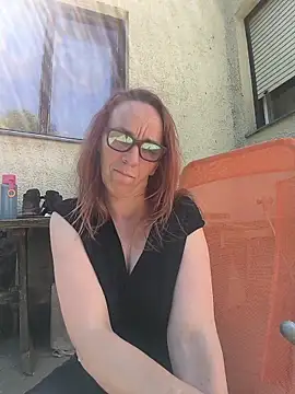 Dettybitch40 online show from May 2026 12:20:01 PM