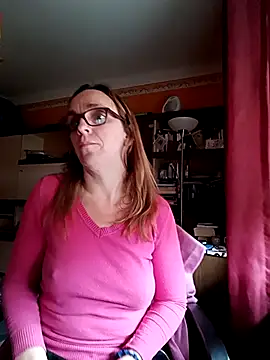 Dettybitch40 online show from October 2025 08:04:02 AM