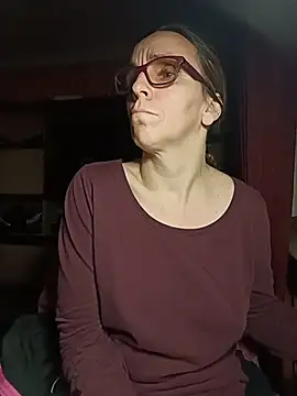 Dettybitch40 online show from December 2025 04:51:01 PM