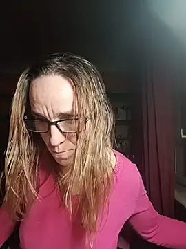 Dettybitch40 online show from November 2025 04:18:01 PM