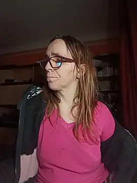 Dettybitch40 online show from February 2026 02:44:01 PM