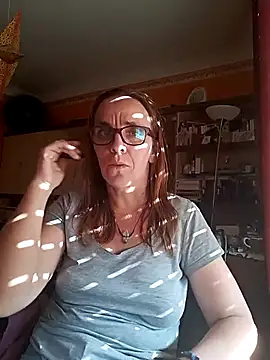 Dettybitch40 online show from September 2025 01:55:02 PM