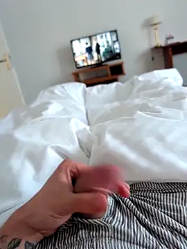 jungerbummser23 online show from March 2026 03:41:01 PM