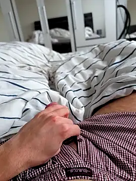 jungerbummser23 online show from January 2026 08:29:02 AM